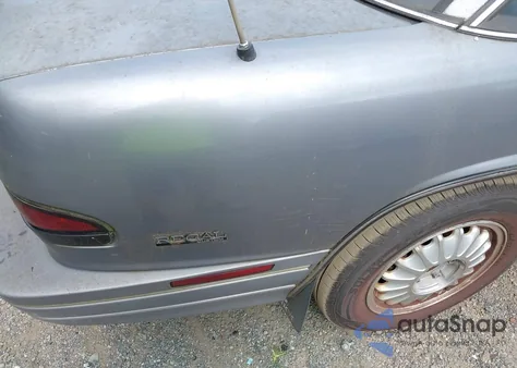 1991 Buick Regal Custom из США, поврежденный, VIN 2G4WB54L3M1884107